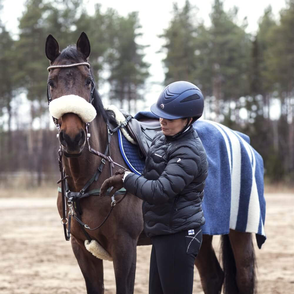 POLAR Equine Pacer Ride GPS Sportuhr Schwarz + H10 Sender für Reitsport bei CardioZone online kaufen