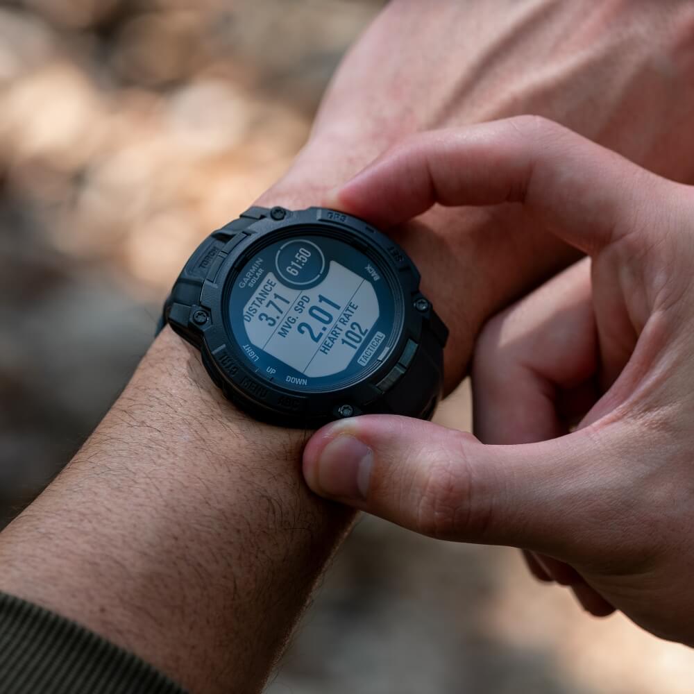 Garmin Instinct 3 Tactical SOLAR 45 mm Schwarz Outdoor Smartwatch bei CardioZone günstig online kaufen