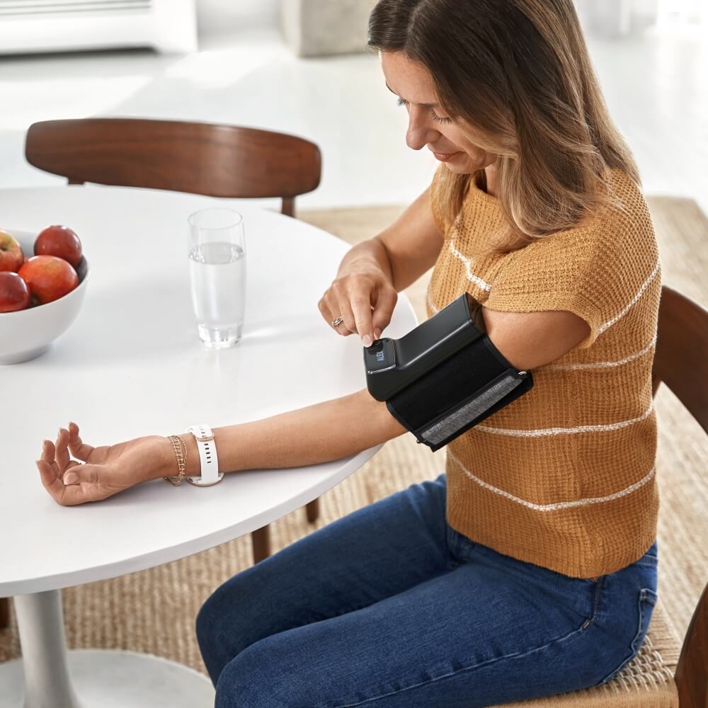 Garmin Index BPM Blutdruckmessgerät Schwarz bei CardioZone günstig online kaufen