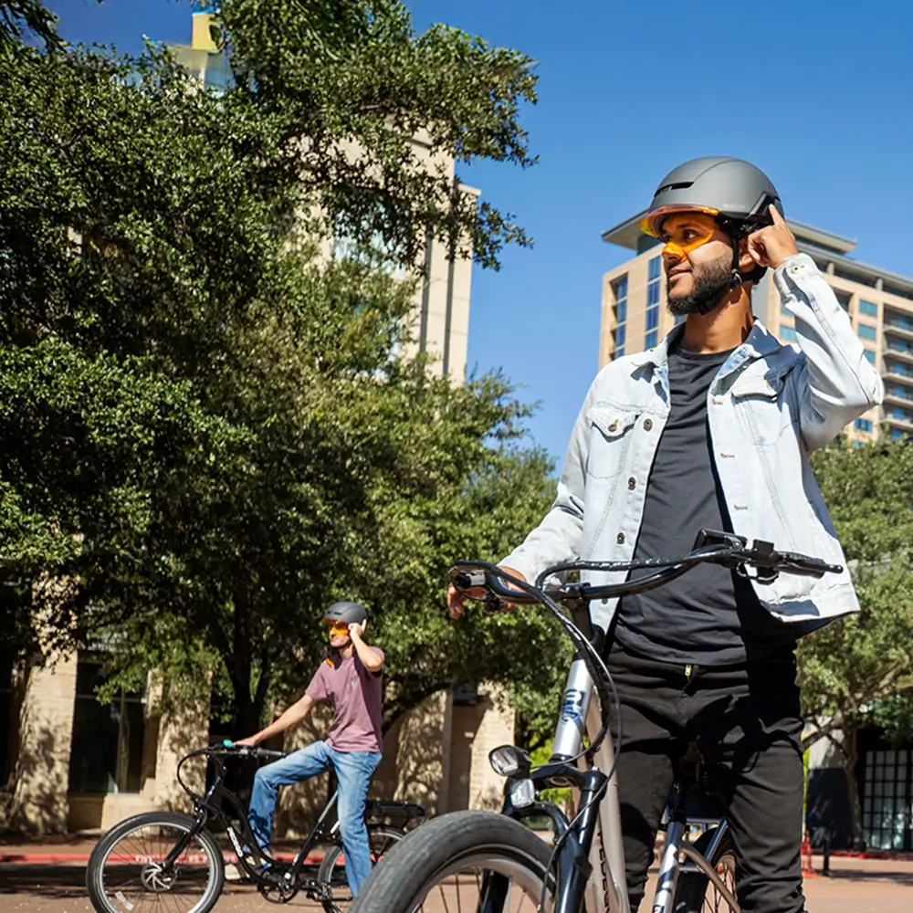 Sena U1 E-Bike Smart Helm Matt-Weiss mit Mesh 3.0 Intercom u. Bluetooth Konnektivität