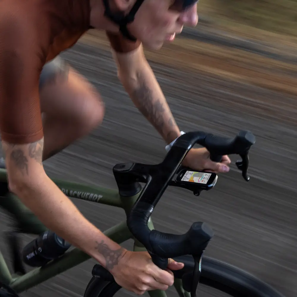 Garmin Edge 850 Radcomputer mit LCD Display