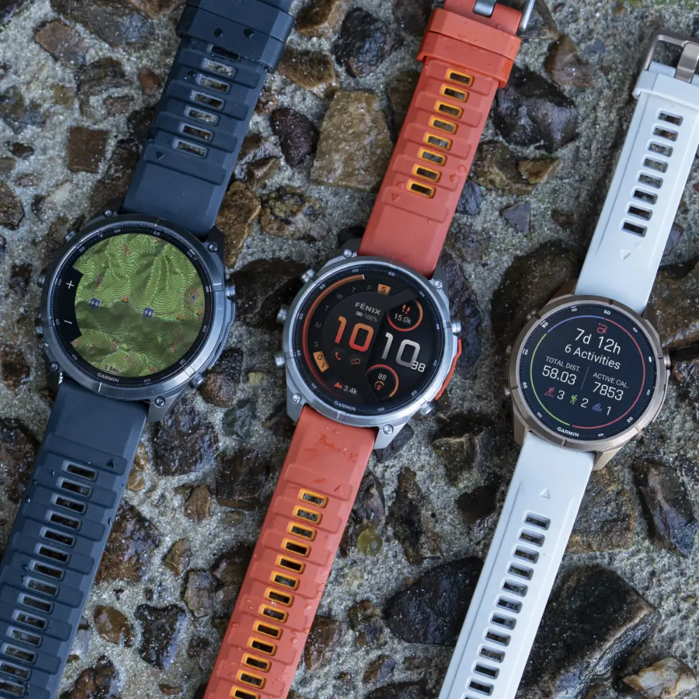 Garmin fenix 9 Pro inReach 47 mm Carbongrau DLC Titan Schwarz/Kieselgrau