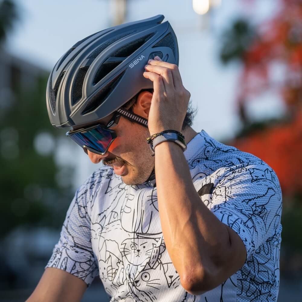 Sena R2 Smart Cycling Fahrradhelm in Matt Grau mit Bluetooth Interkom bei CardioZone günstig online kaufen
