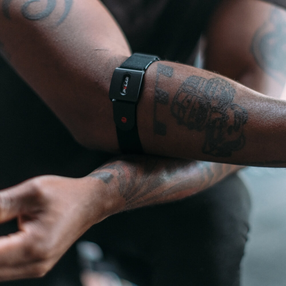 POLAR Verity Sense Dunkelrot optischer Puls-Sensor für jeden Sport bei CardioZone günstig online kaufen
