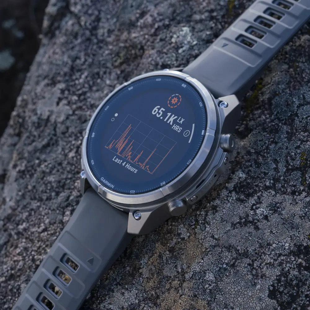 Garmin fenix 9 Pro inReach Solar 51 mm Titan Kieselgrau/Silbergrau