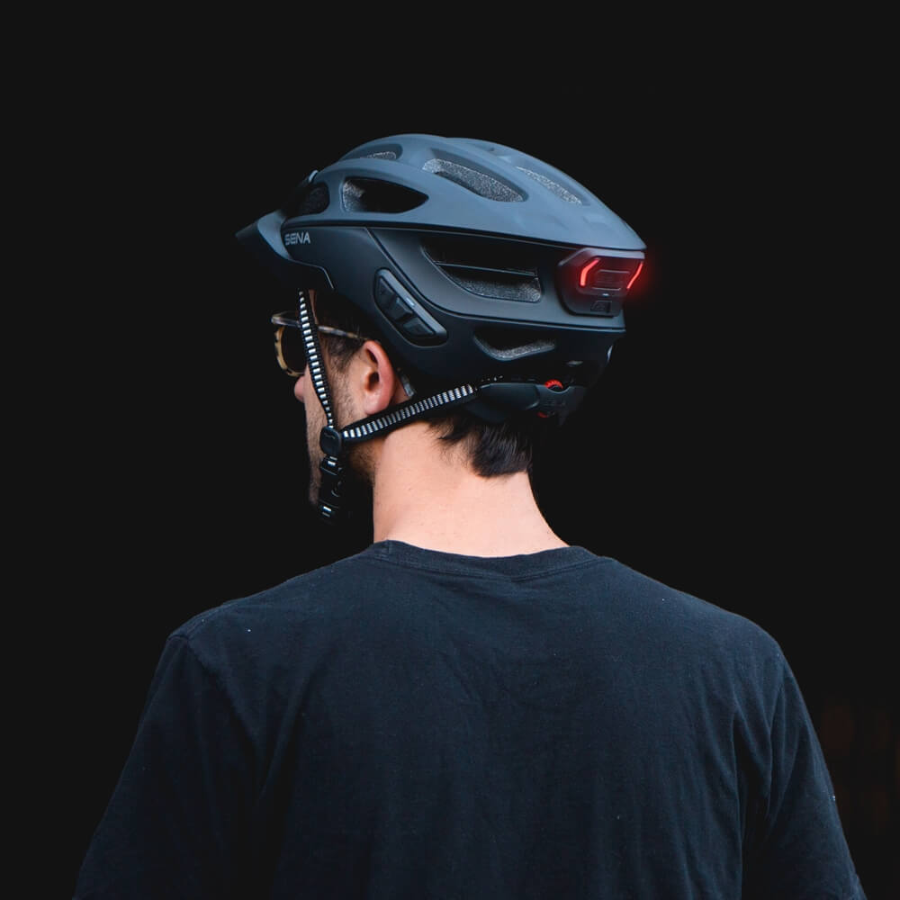 Sena R1 Evo Fahrradhelm mit Mesh Intercom Matte Black/Schwarz bei CardioZone günstig online kaufen