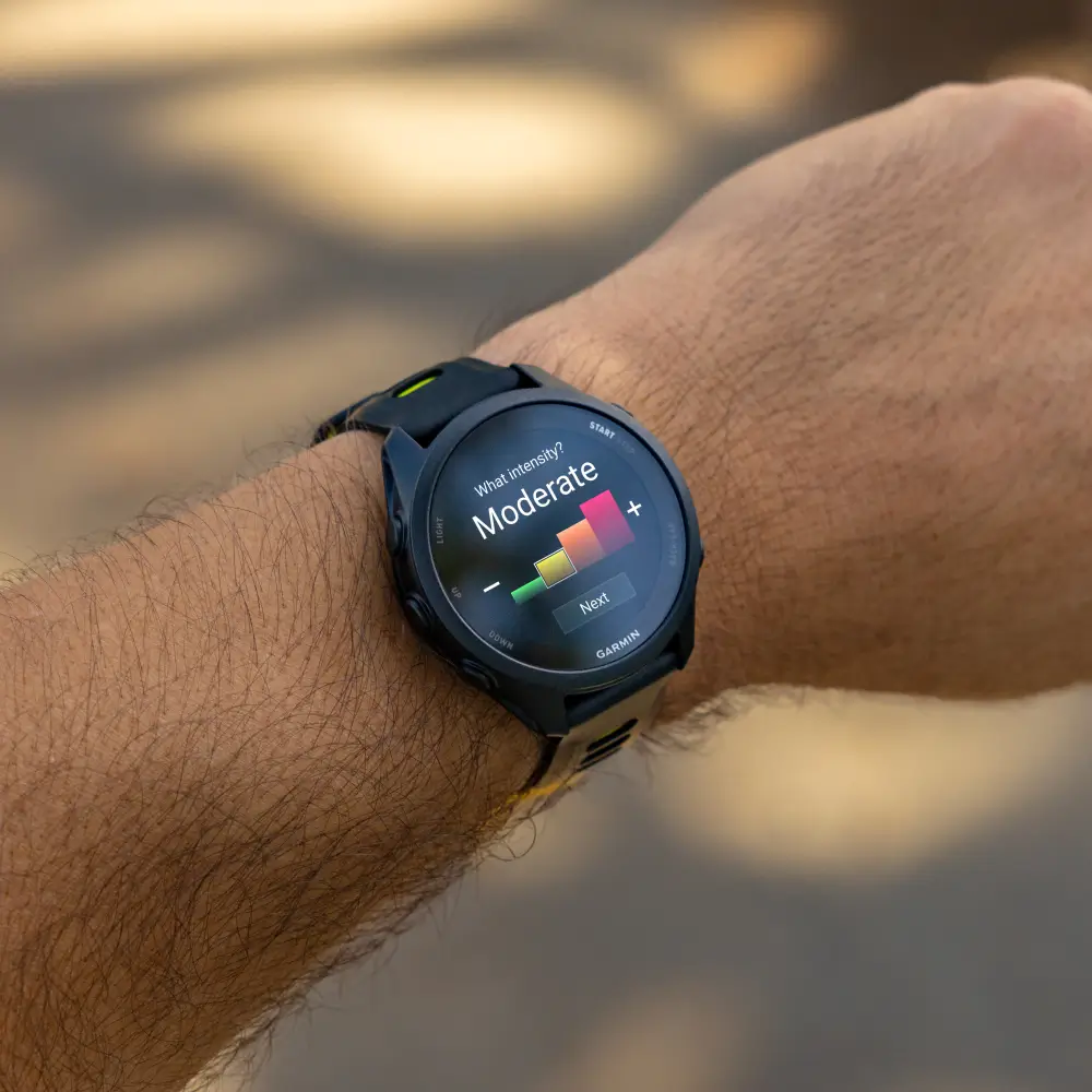 Garmin Forerunner 170 Schwarz Smarte GPS Laufuhr