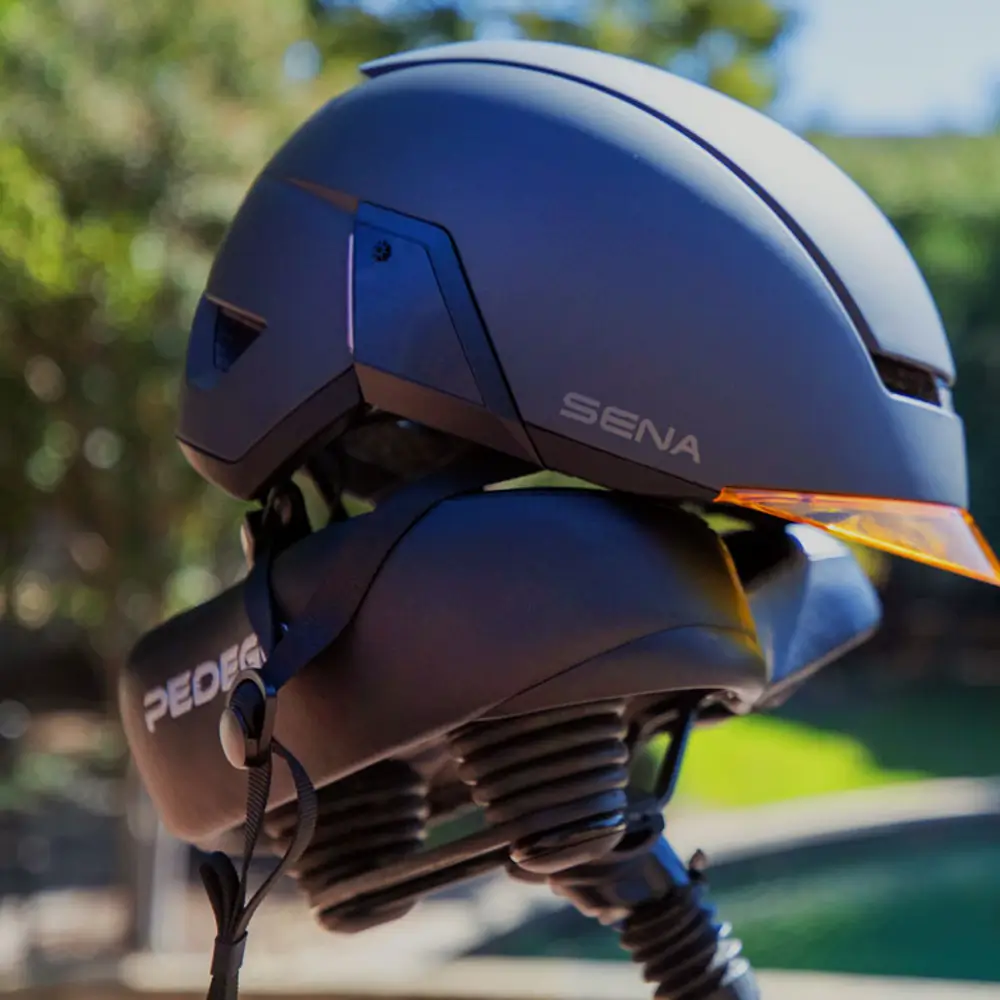 Sena U1 E-Bike Smart Helm Matt-Weiss mit Mesh 3.0 Intercom u. Bluetooth Konnektivität
