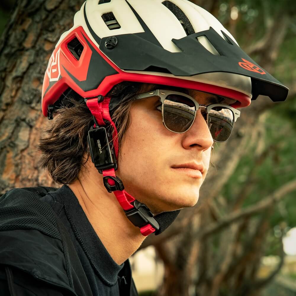 SENA PI universelles 2-Wege-Bluetooth-Intercom für Helme bei CardioZone günstig online kaufen